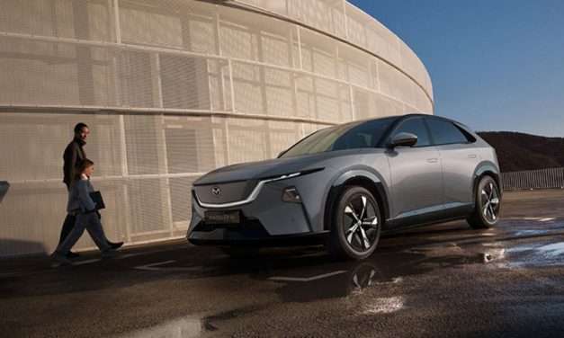 Neuer Mazda CX-6e: Elektrischer Crossover mit bis zu 484 Kilometern Reichweite