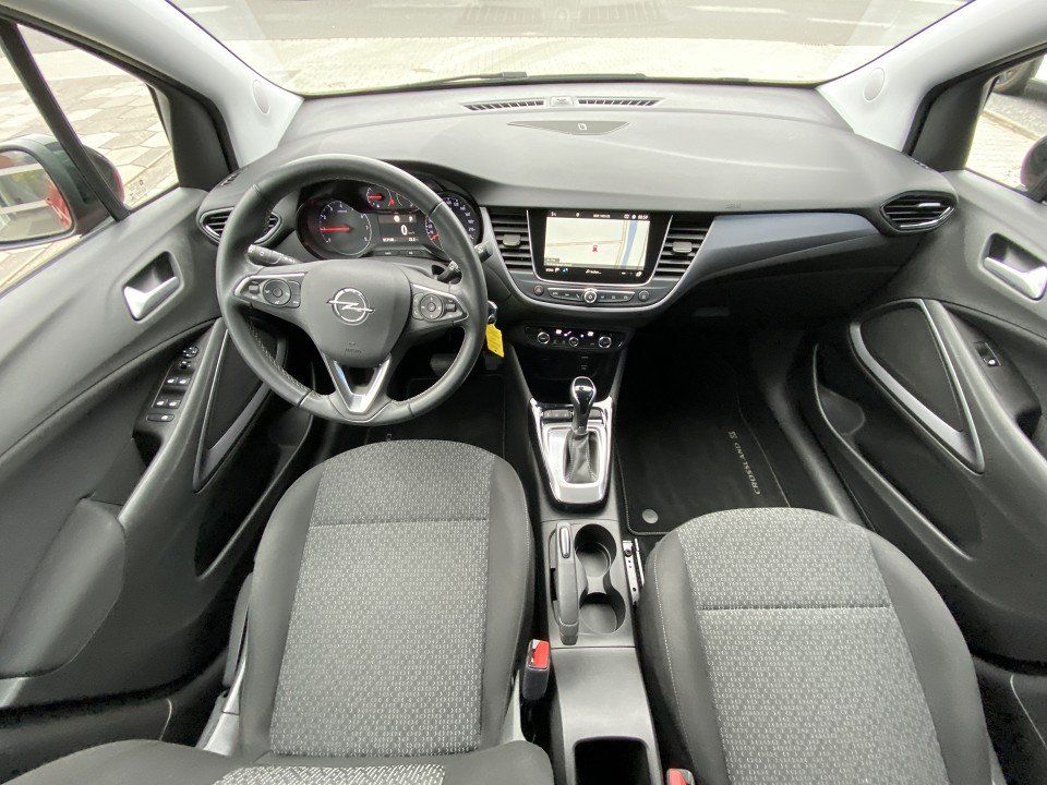 Fahrzeugabbildung Opel Crossland X 1.2 Turbo Edition Automatik