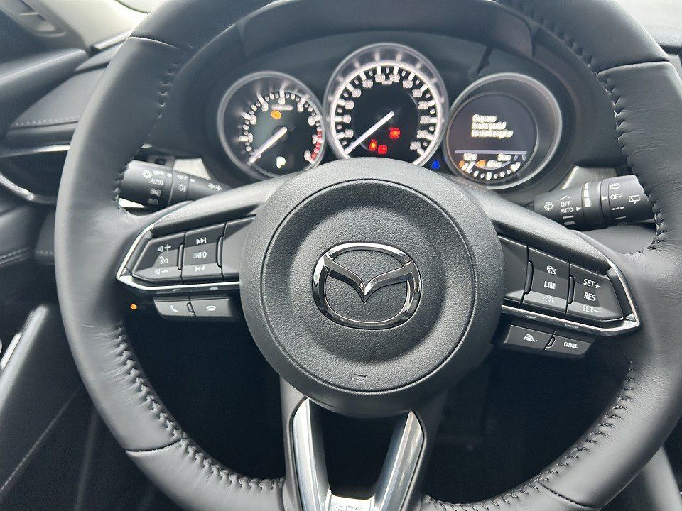 Fahrzeugabbildung Mazda 6 2.0L SKYACTIV G 165 Center-Line Automatik
