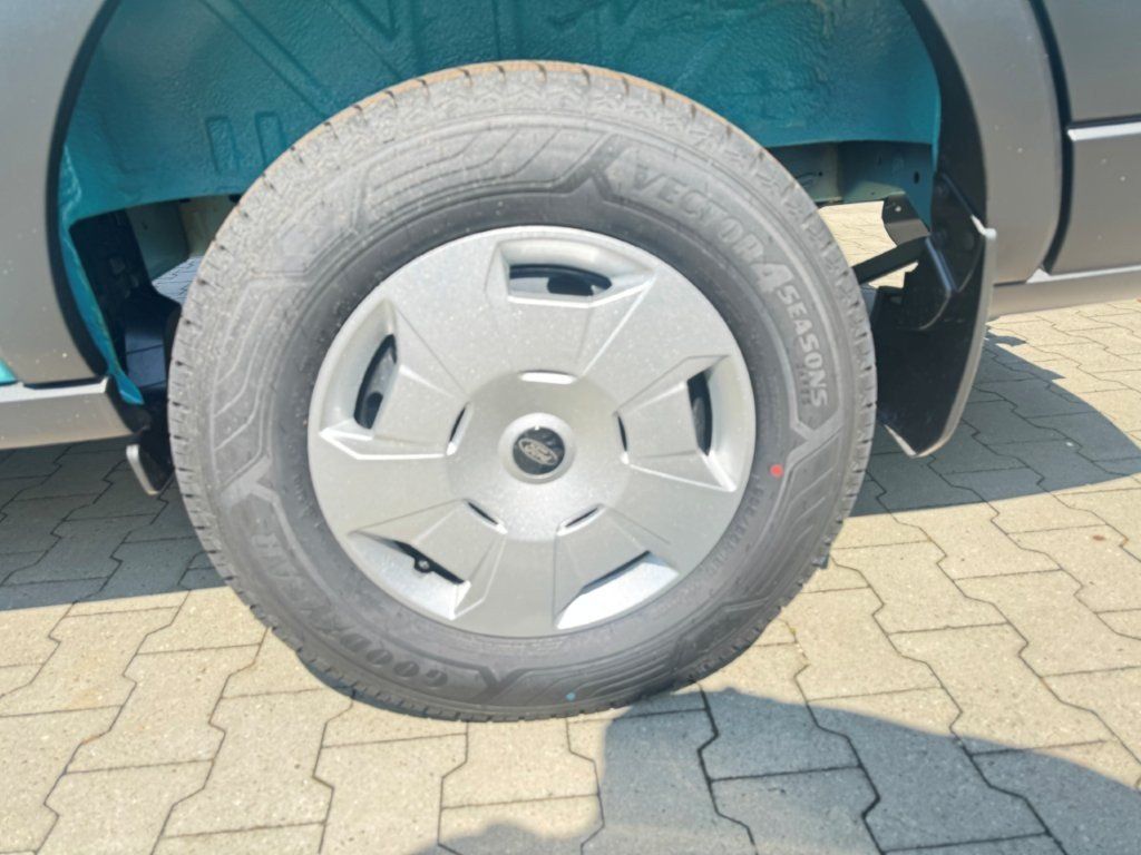 Fahrzeugabbildung Ford Transit 2,0 Ecoblue 350 L3H2 Kasten Trend
