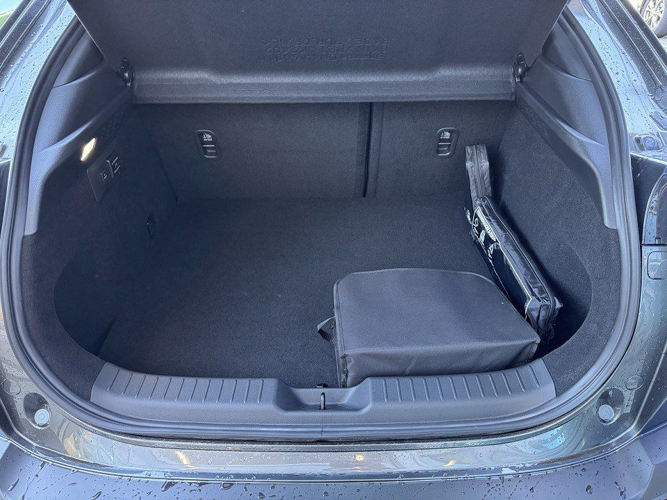 Fahrzeugabbildung Mazda MX-30 e-SKYACTIV R-EV MAKOTO