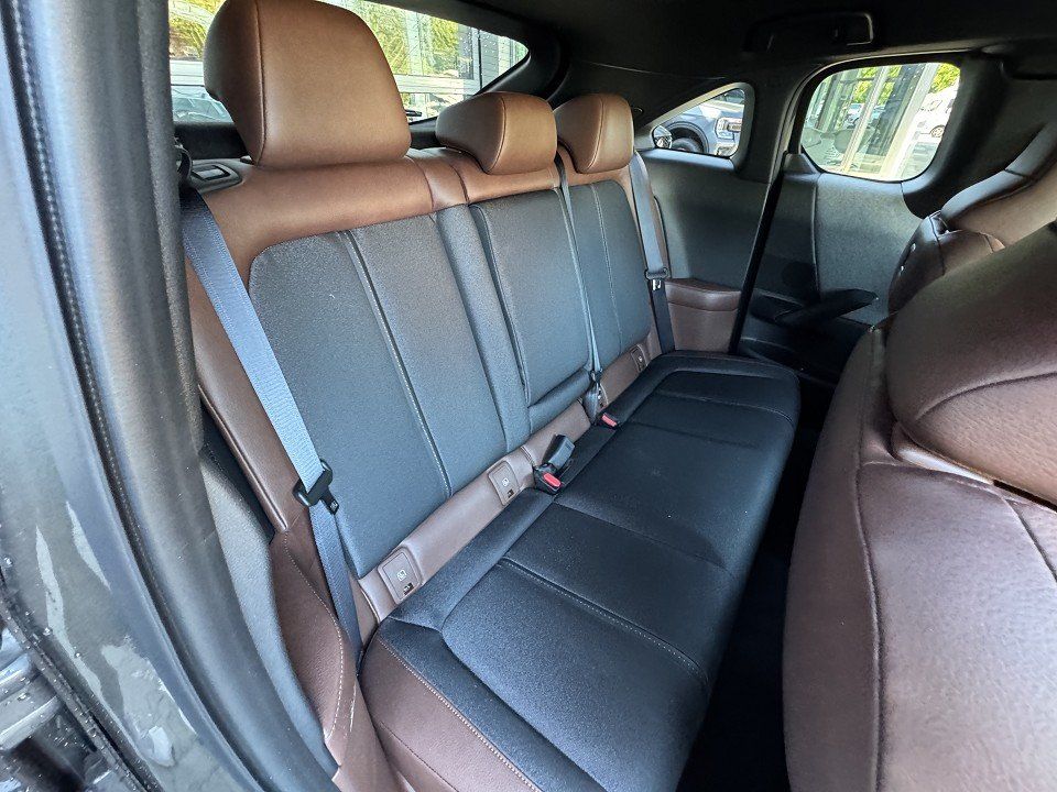 Fahrzeugabbildung Mazda MX-30 e-SKYACTIV R-EV MAKOTO