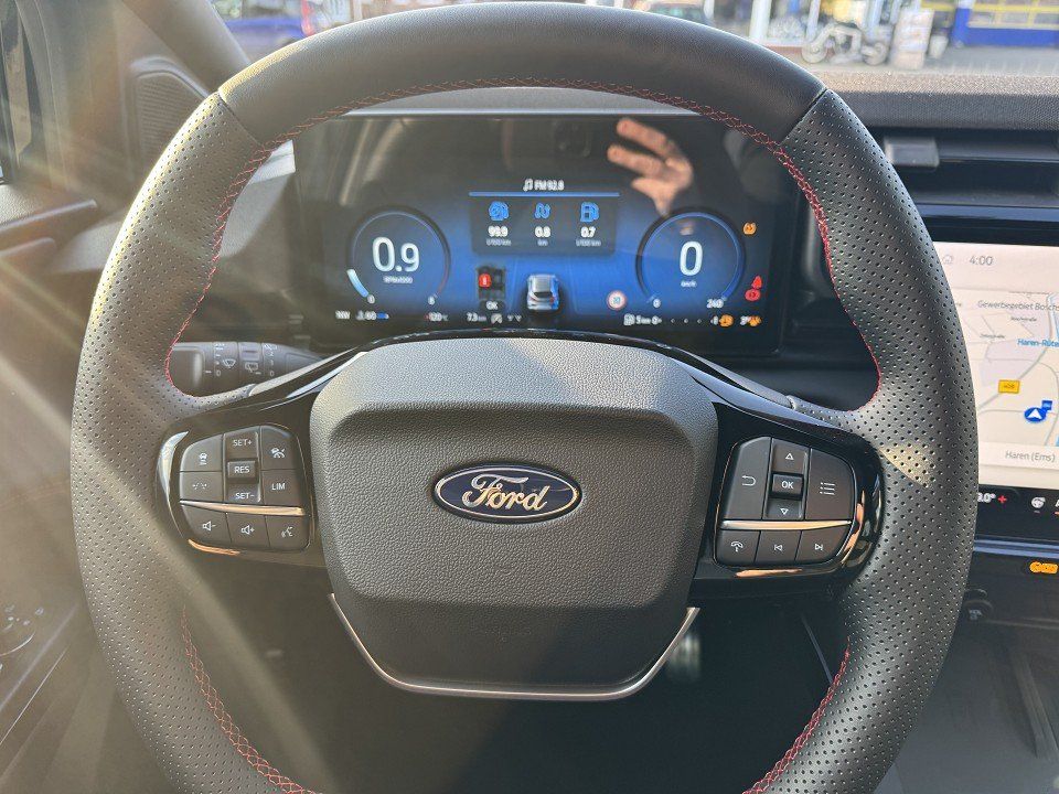 Fahrzeugabbildung Ford Puma 1.0 EcoBoost MHEV ST-Line