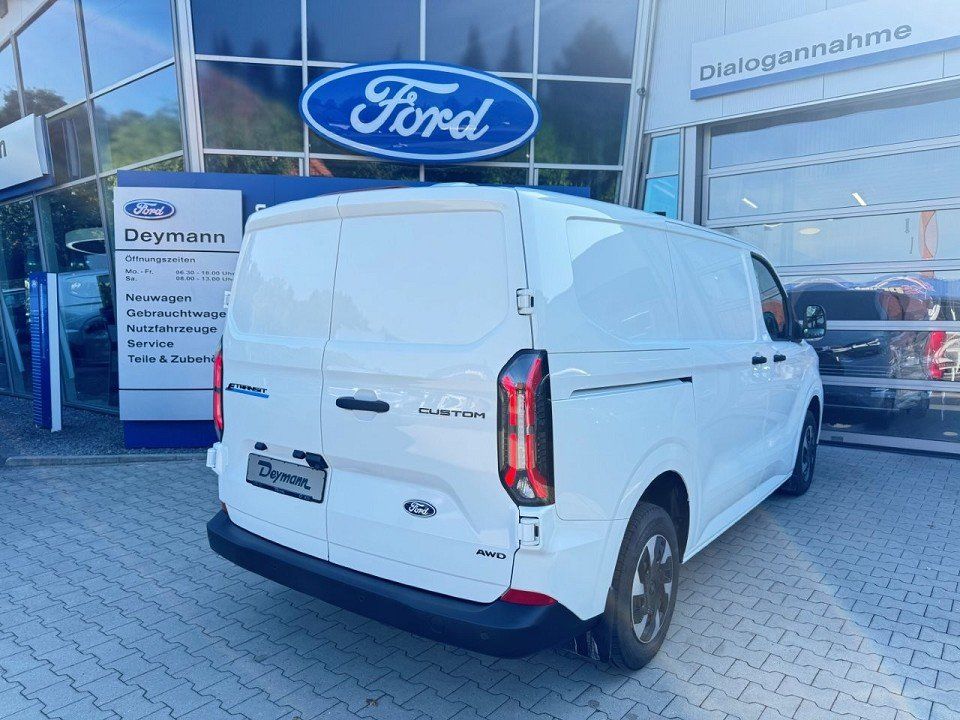 Fahrzeugabbildung Ford Transit Custom BEV AWD 320L1 Kasten Trend