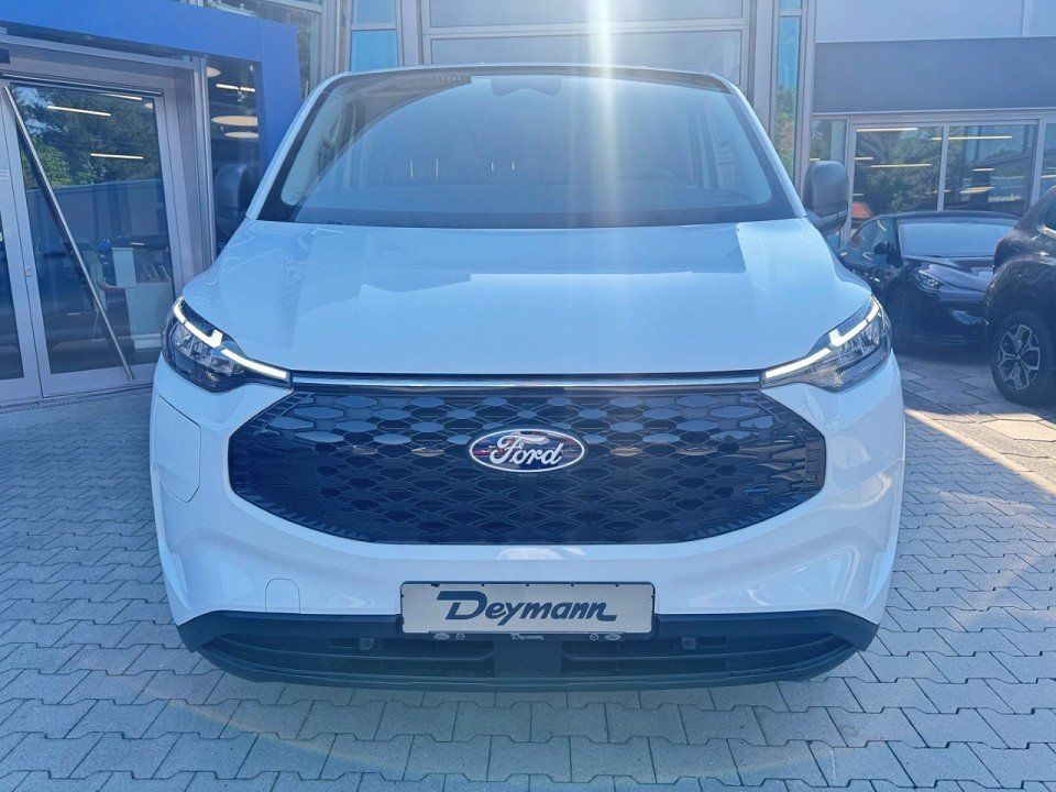 Fahrzeugabbildung Ford Transit Custom BEV AWD 320L1 Kasten Trend