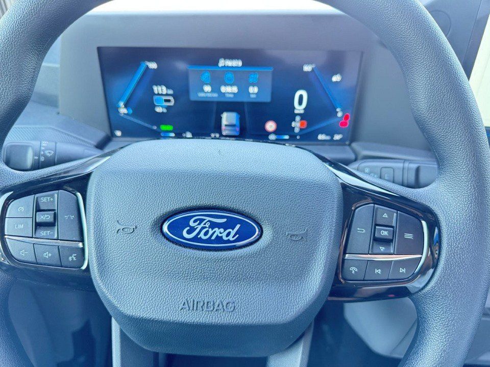 Fahrzeugabbildung Ford Transit Custom BEV AWD 320L1 Kasten Trend
