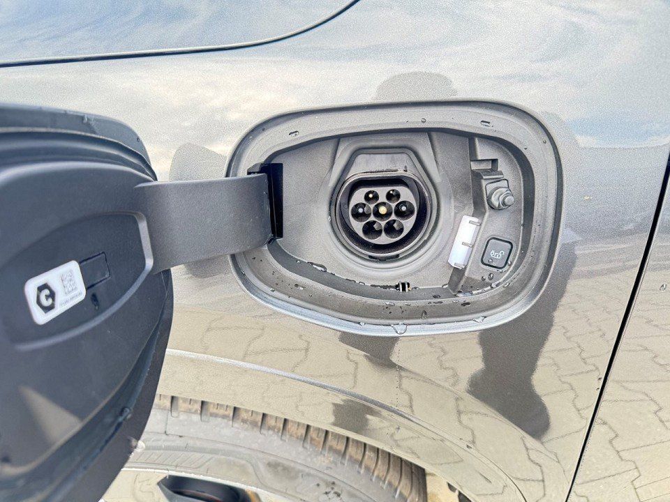 Fahrzeugabbildung Ford Kuga 2,5 PHEV ST Line Automatik