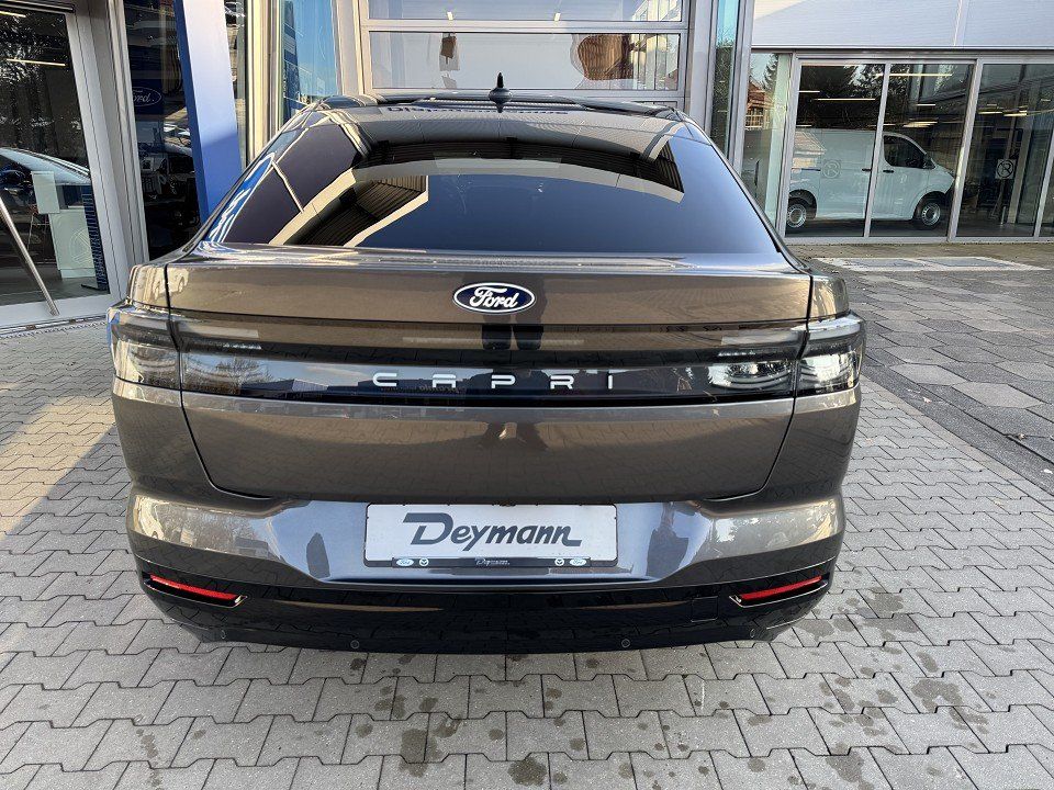 Fahrzeugabbildung Ford Capri EV AWD Premium Extended Range