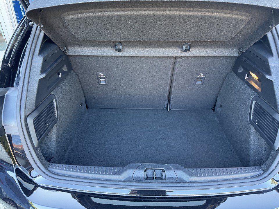 Fahrzeugabbildung Ford Focus 1.0 EcoBoost MHEV ST-Line