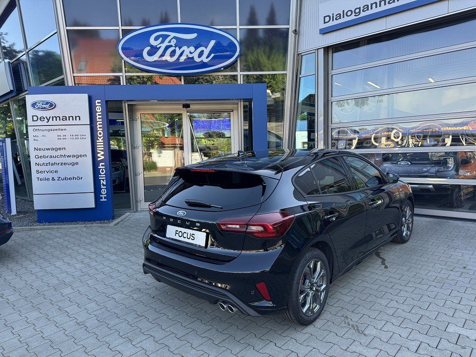 Fahrzeugabbildung Ford Focus 1.0 EcoBoost MHEV ST-Line