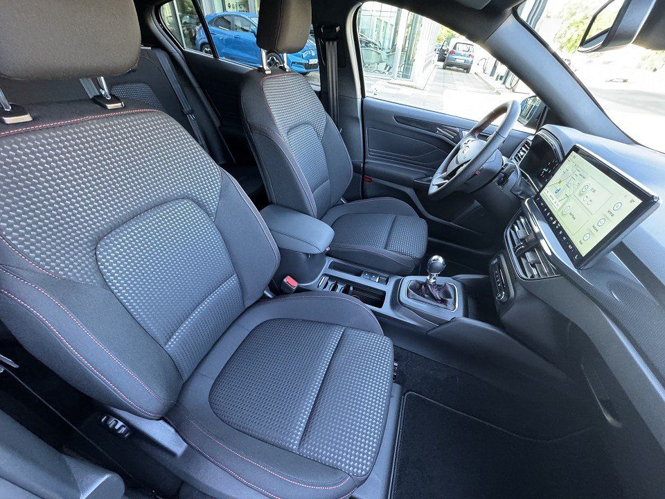 Fahrzeugabbildung Ford Focus 1.0 EcoBoost MHEV ST-Line