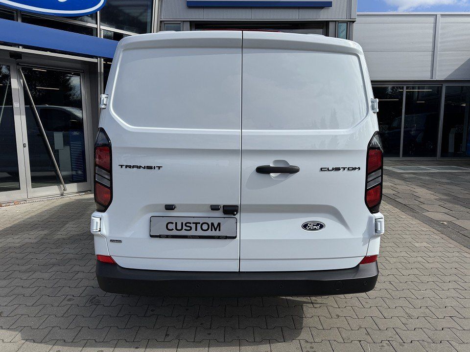 Fahrzeugabbildung Ford Transit Custom 2.5 PHEV 320L1 Trend Automatik We