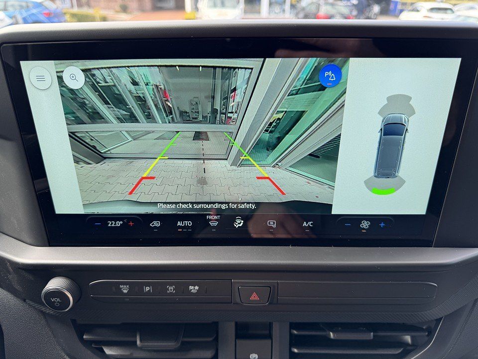 Fahrzeugabbildung Ford Transit Custom 2.5 PHEV 320L1 Trend Automatik We