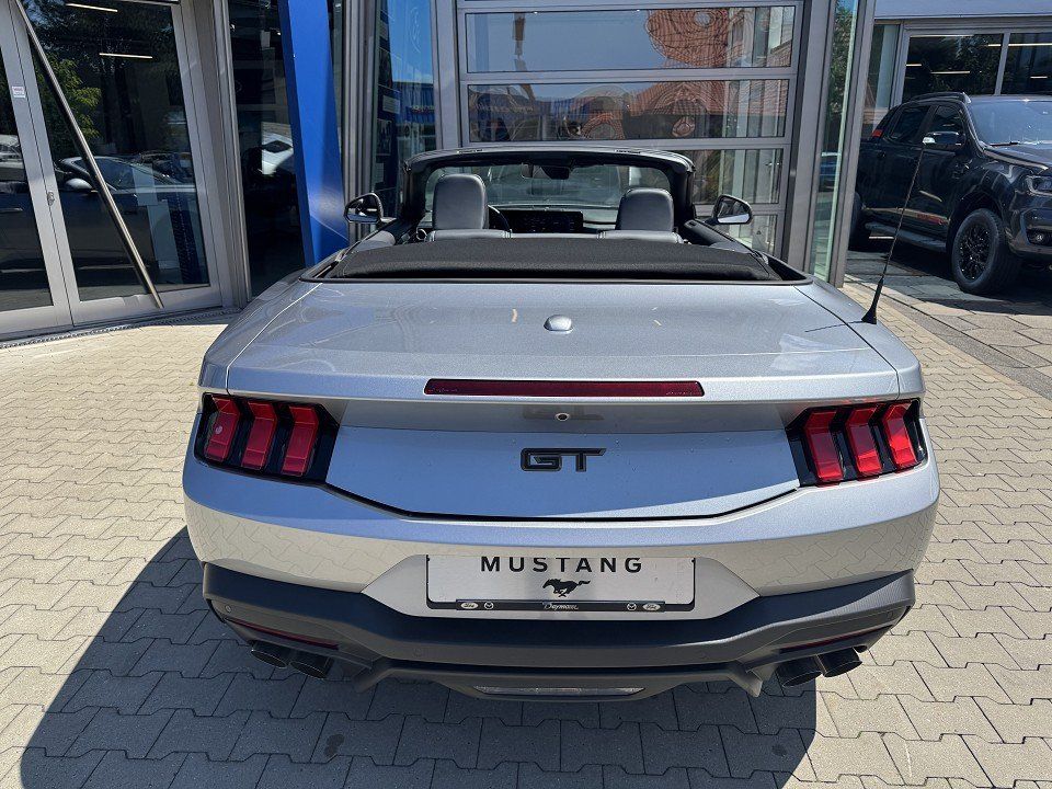 Fahrzeugabbildung Ford Mustang 5,0 V8 GT Convertible