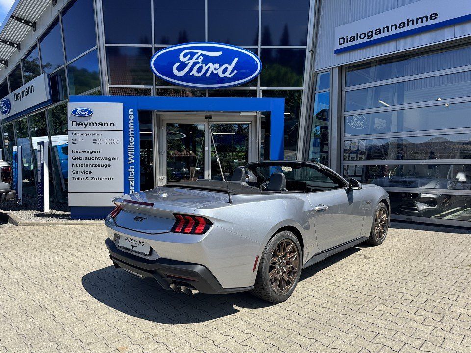Fahrzeugabbildung Ford Mustang 5,0 V8 GT Convertible