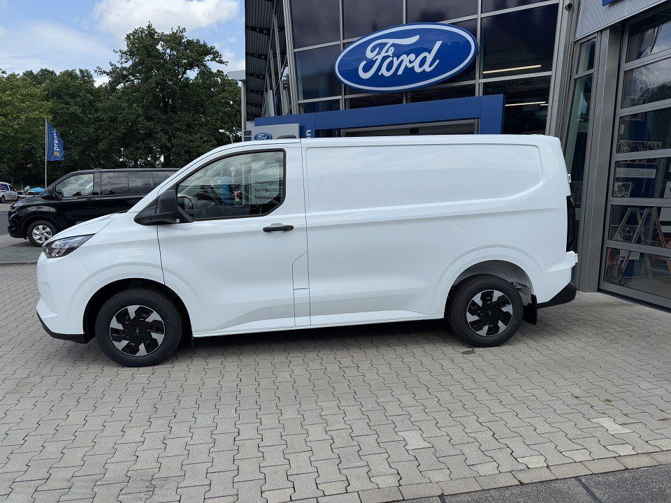 Fahrzeugabbildung Ford Transit Custom 2.5 PHEV 320L1 Trend Automatik