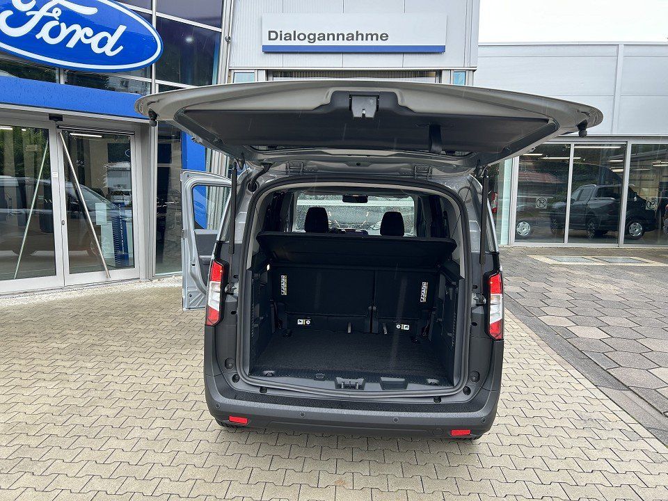 Fahrzeugabbildung Ford Tourneo Courier 1.0 EcoBoost Titanium Automatik