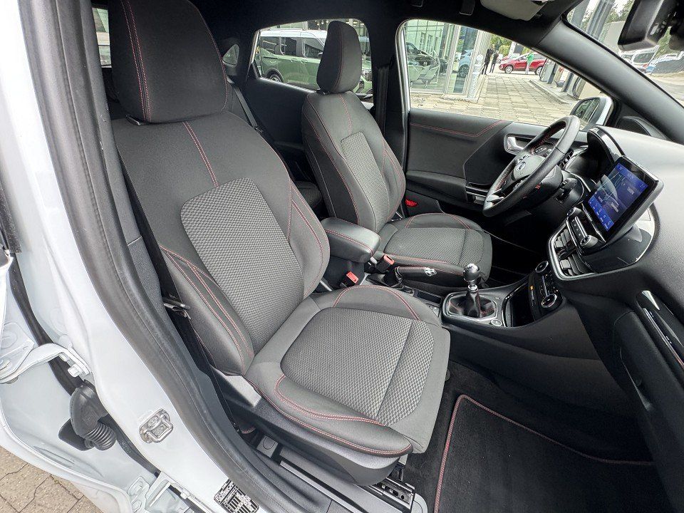 Fahrzeugabbildung Ford Puma 1.0 EcoBoost MHEV ST-Line