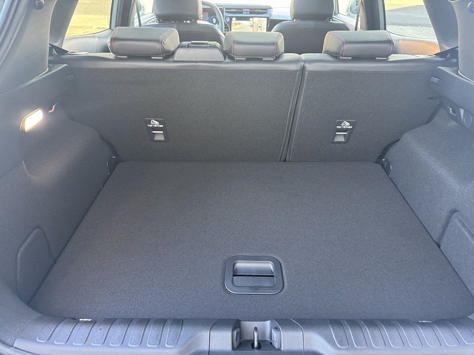 Fahrzeugabbildung Ford Puma 1.0 EcoBoost MHEV ST-Line X Powershift ST-L