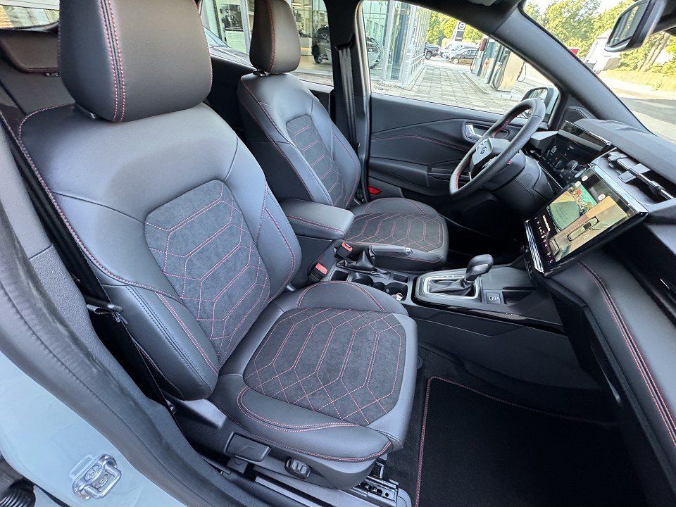 Fahrzeugabbildung Ford Puma 1.0 EcoBoost MHEV ST-Line X Automatik