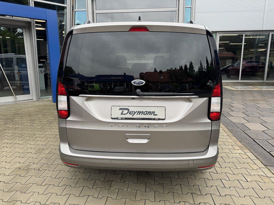 Fahrzeugabbildung Ford Tourneo Connect 2.0 Ecoblue (L1) TItanium Automa