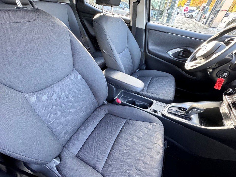 Fahrzeugabbildung Mazda 2 Hybrid 1.5L Hybrid VVT-i 116 Center-Line