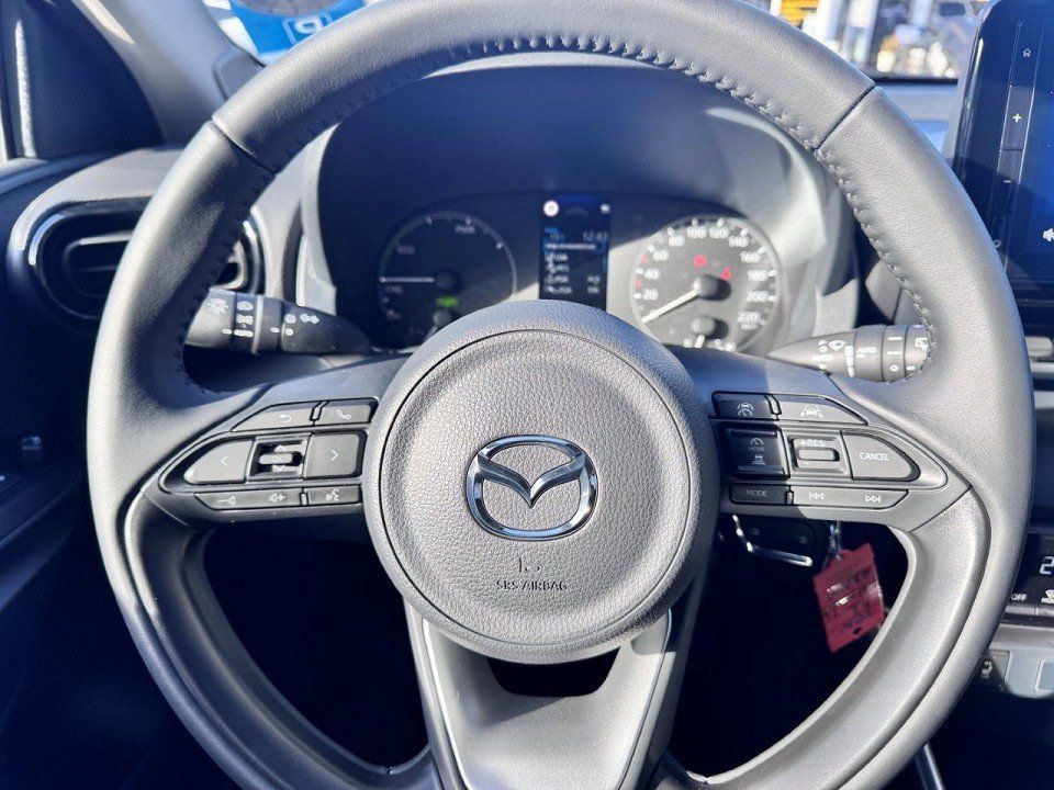 Fahrzeugabbildung Mazda 2 Hybrid 1.5L Hybrid VVT-i 116 Center-Line