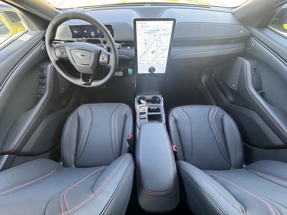 Fahrzeugabbildung Ford Mustang Mach-E RWD Premium Batterie Extended Ran