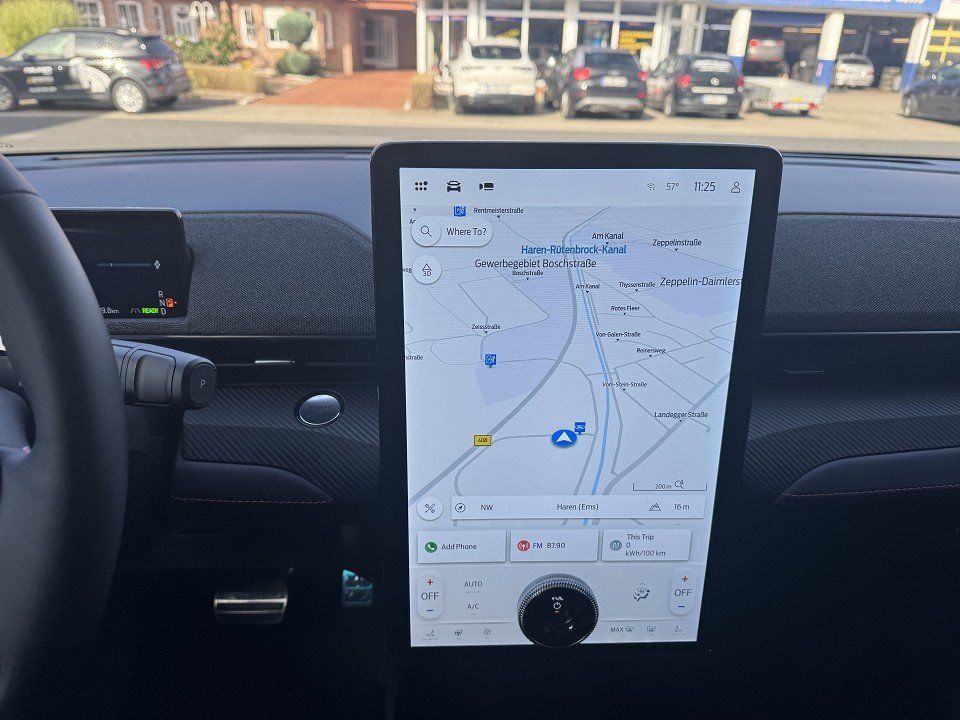 Fahrzeugabbildung Ford Mustang Mach-E RWD Premium Batterie Extended Ran