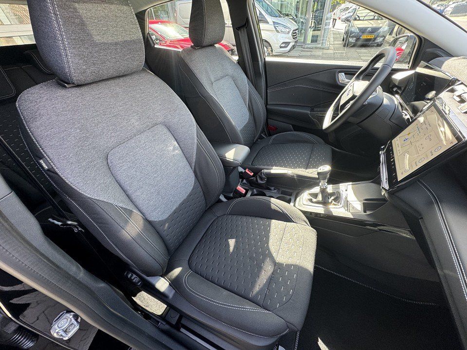 Fahrzeugabbildung Ford Puma 1.0 EcoBoost MHEV Titanium