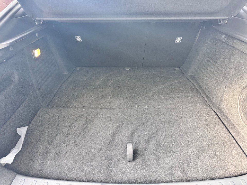 Fahrzeugabbildung Mazda 6e 5HB EV 258ps 1AT RWD Takumi