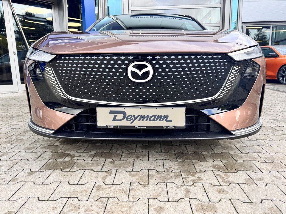 Fahrzeugabbildung Mazda 6e 5HB EV 258ps 1AT RWD Takumi