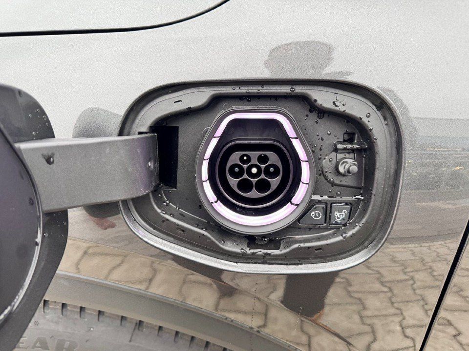 Fahrzeugabbildung Ford Kuga 2,5 PHEV Active Automatik