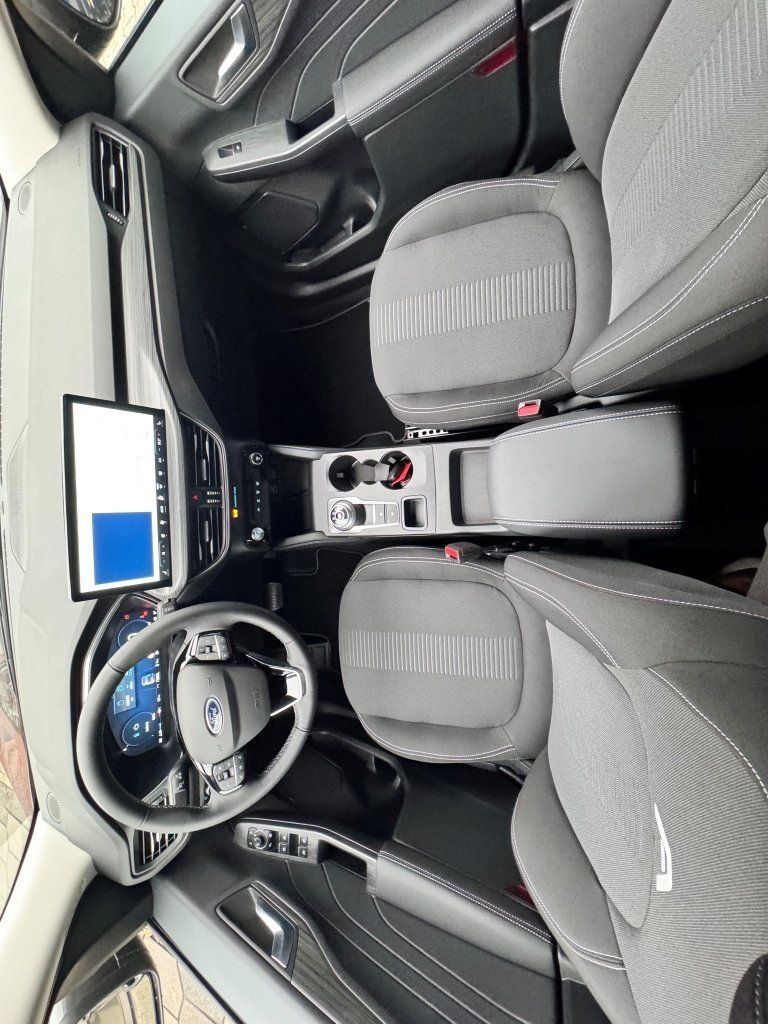 Fahrzeugabbildung Ford Kuga 2,5 PHEV Active Automatik