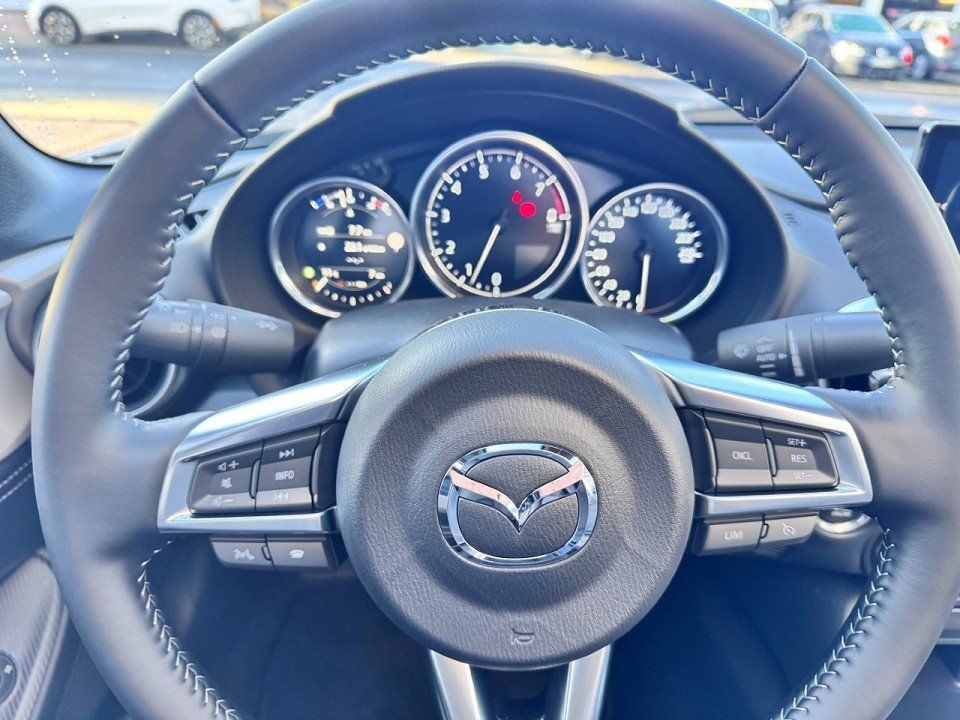 Fahrzeugabbildung Mazda MX-5 1.5L SKYACTIV G 132PS Exclusive