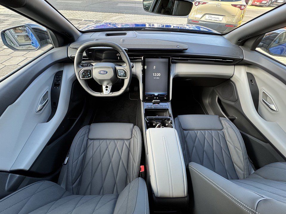 Fahrzeugabbildung Ford Capri EV RWD Premium Extended Range