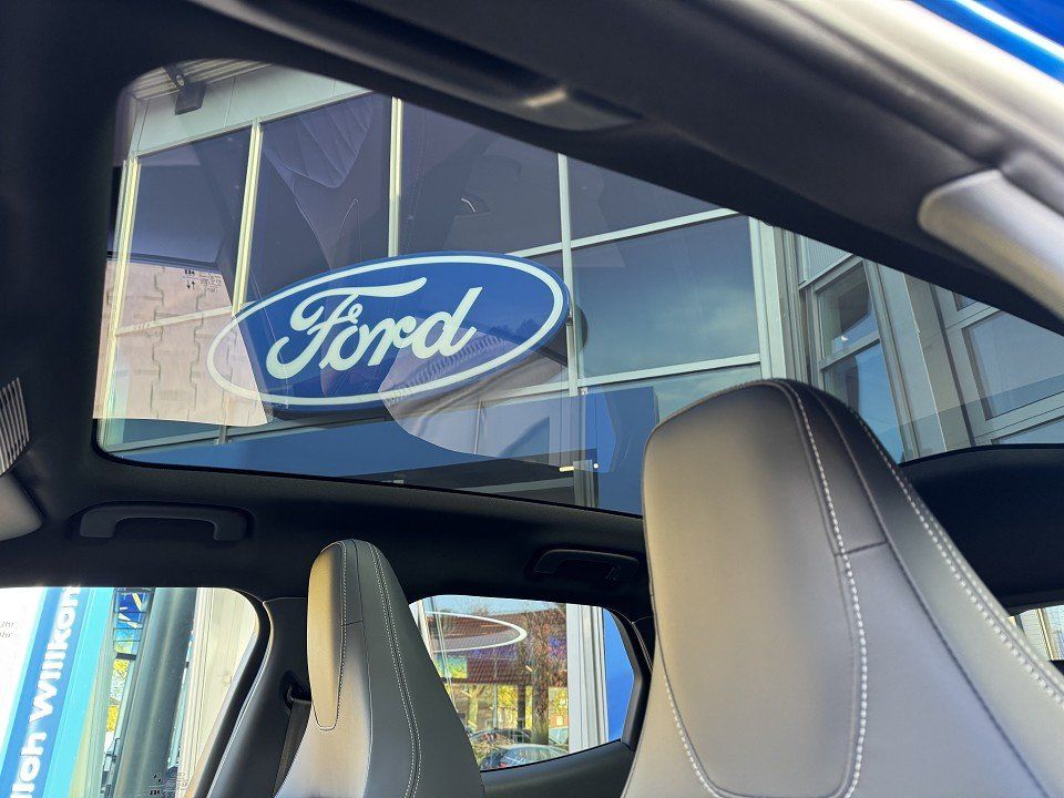 Fahrzeugabbildung Ford Capri EV RWD Premium Extended Range