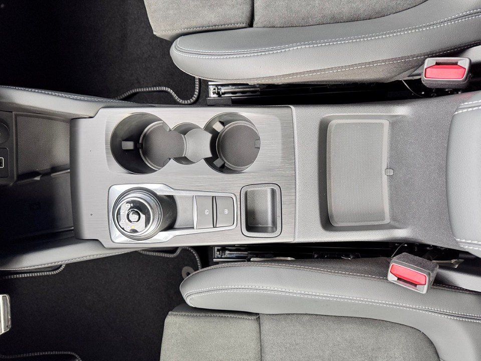 Fahrzeugabbildung Ford Kuga 2,5 PHEV Active X Automatik