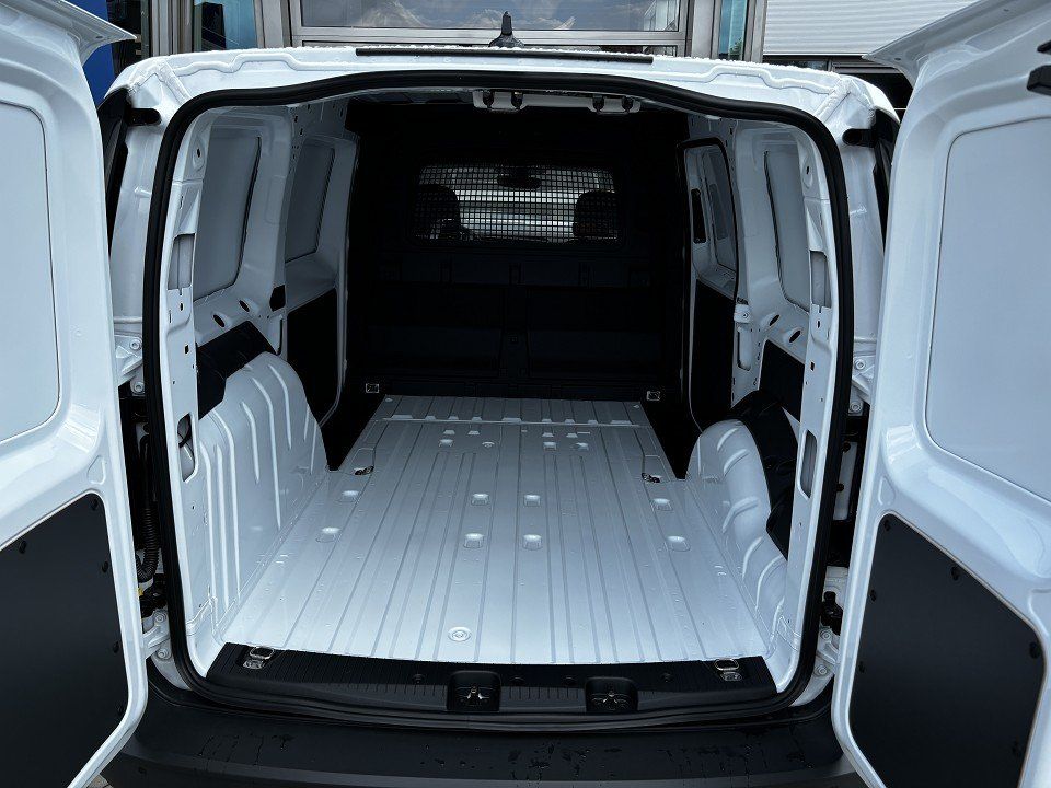 Fahrzeugabbildung Ford Transit Connect 2,0 Ecoblue L2 Kasten Trend Auto