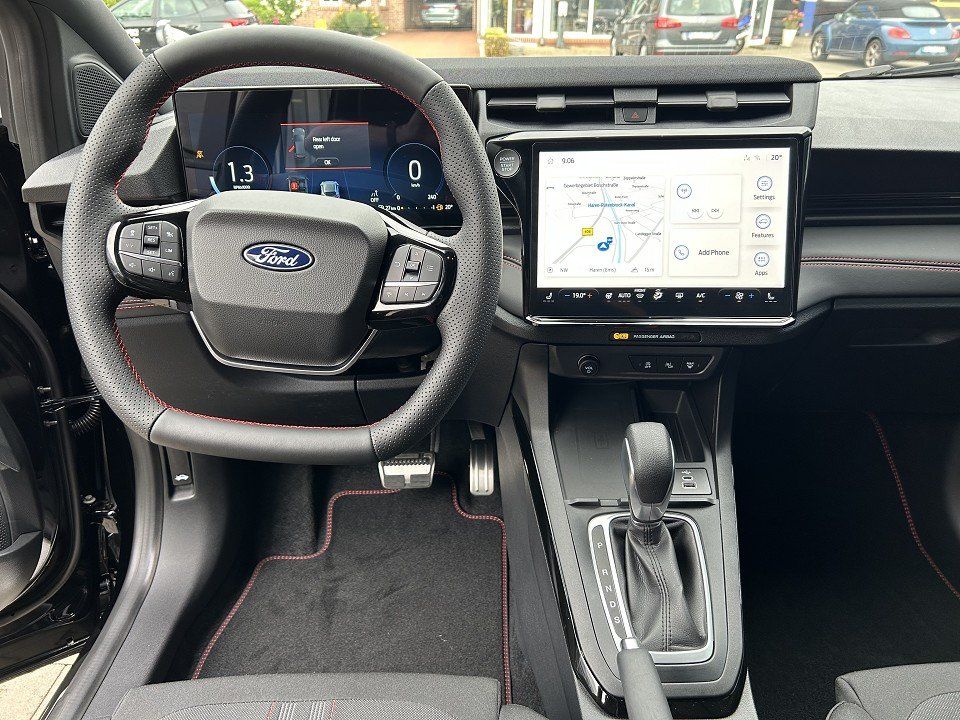 Fahrzeugabbildung Ford Puma 1.0 EcoBoost MHEV ST-Line Automatik