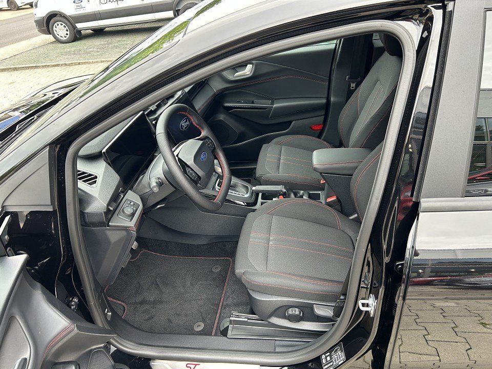 Fahrzeugabbildung Ford Puma 1.0 EcoBoost MHEV ST-Line Automatik