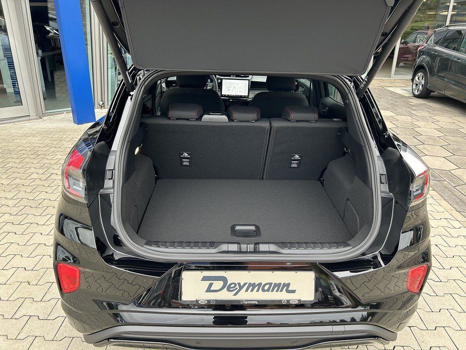 Fahrzeugabbildung Ford Puma 1.0 EcoBoost MHEV ST-Line Automatik