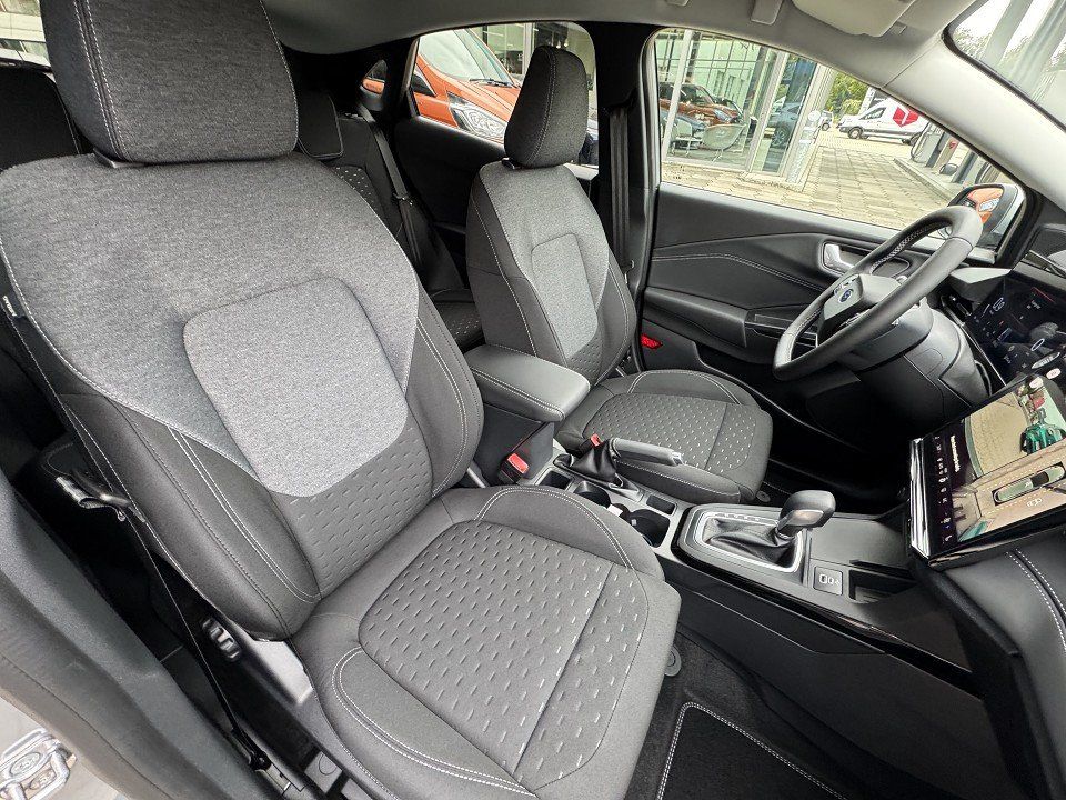 Fahrzeugabbildung Ford Puma 1,0 Ecoboost MHEV Titanium Automatik