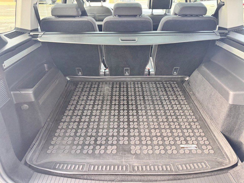 Fahrzeugabbildung Volkswagen Touran 1.5 TSI Join OPF