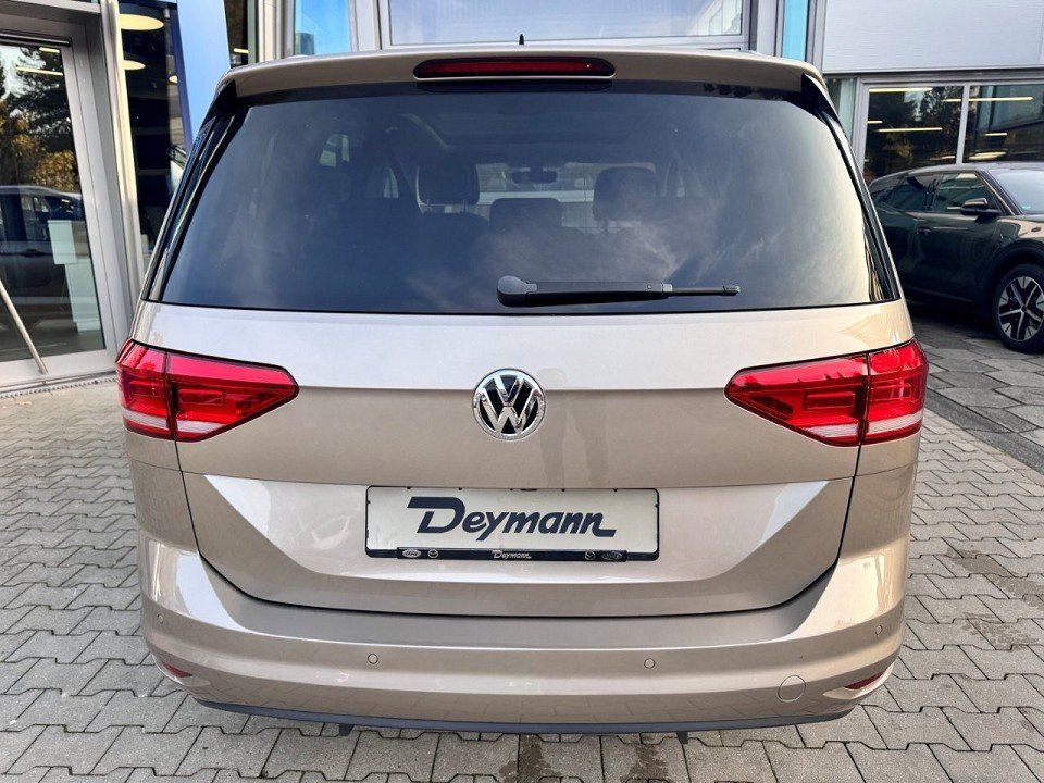 Fahrzeugabbildung Volkswagen Touran 1.5 TSI Join OPF