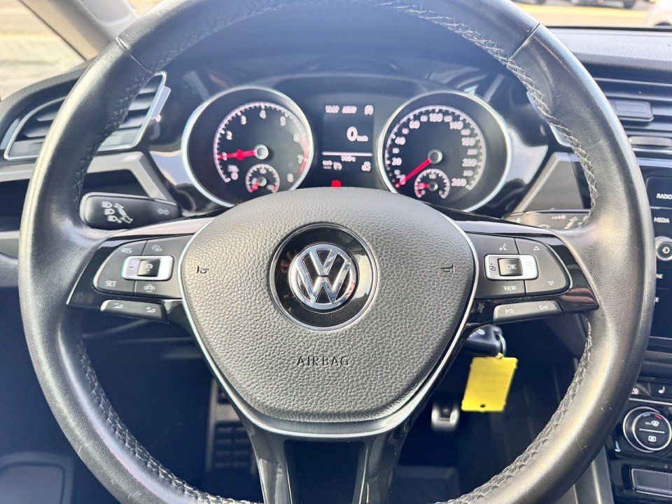 Fahrzeugabbildung Volkswagen Touran 1.5 TSI Join OPF