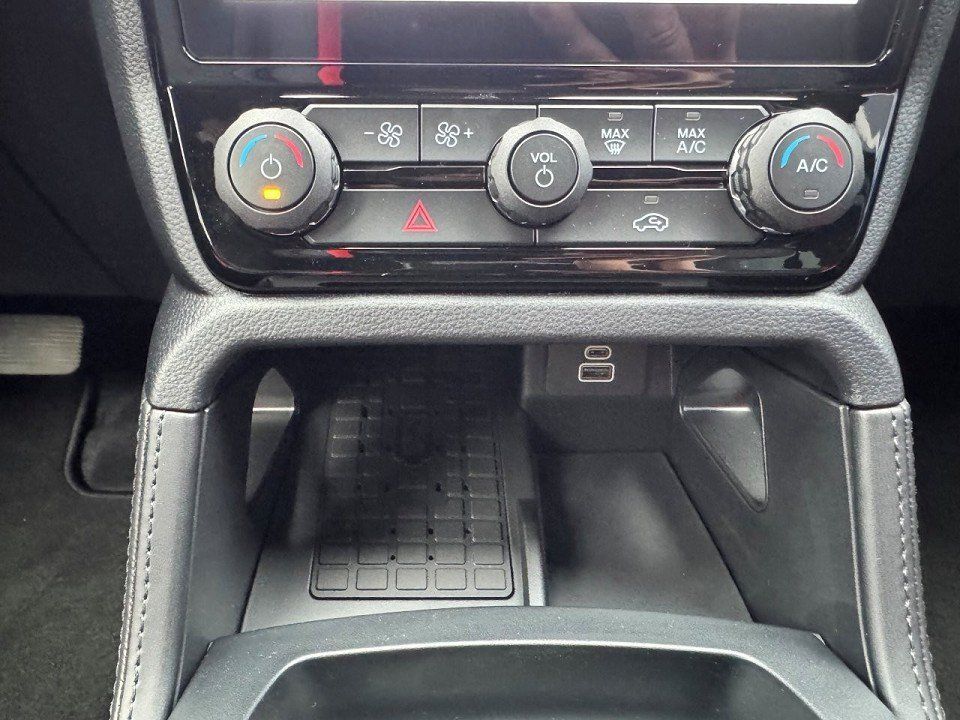 Fahrzeugabbildung Ford Ranger 2.0 Ecoblue Doppelkabine Raptor Automatik