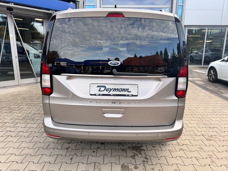 Fahrzeugabbildung Ford Tourneo Connect 2.0 Ecoblue (L1) TItanium