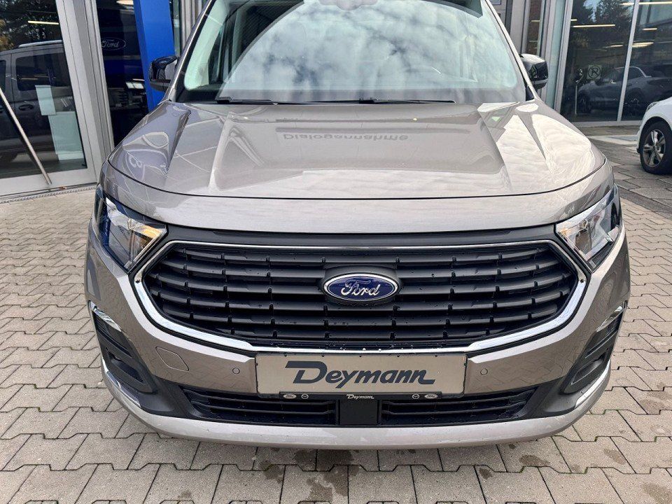 Fahrzeugabbildung Ford Tourneo Connect 2.0 Ecoblue (L1) TItanium