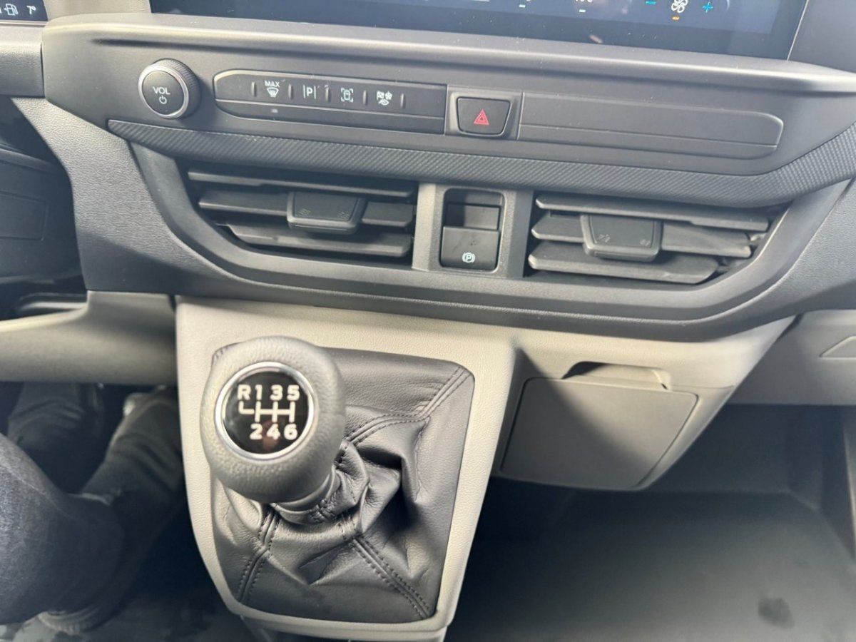 Fahrzeugabbildung Ford Transit Custom 2,0 Ecoblue 320 L1 Kasten Trend